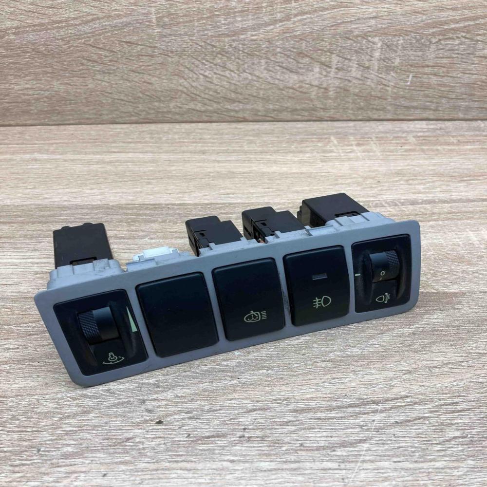 93300 3K420 609280 93380 3K000 Light switch Hyundai Sonata