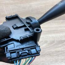 173647   Wiper control stalk Toyota Yaris