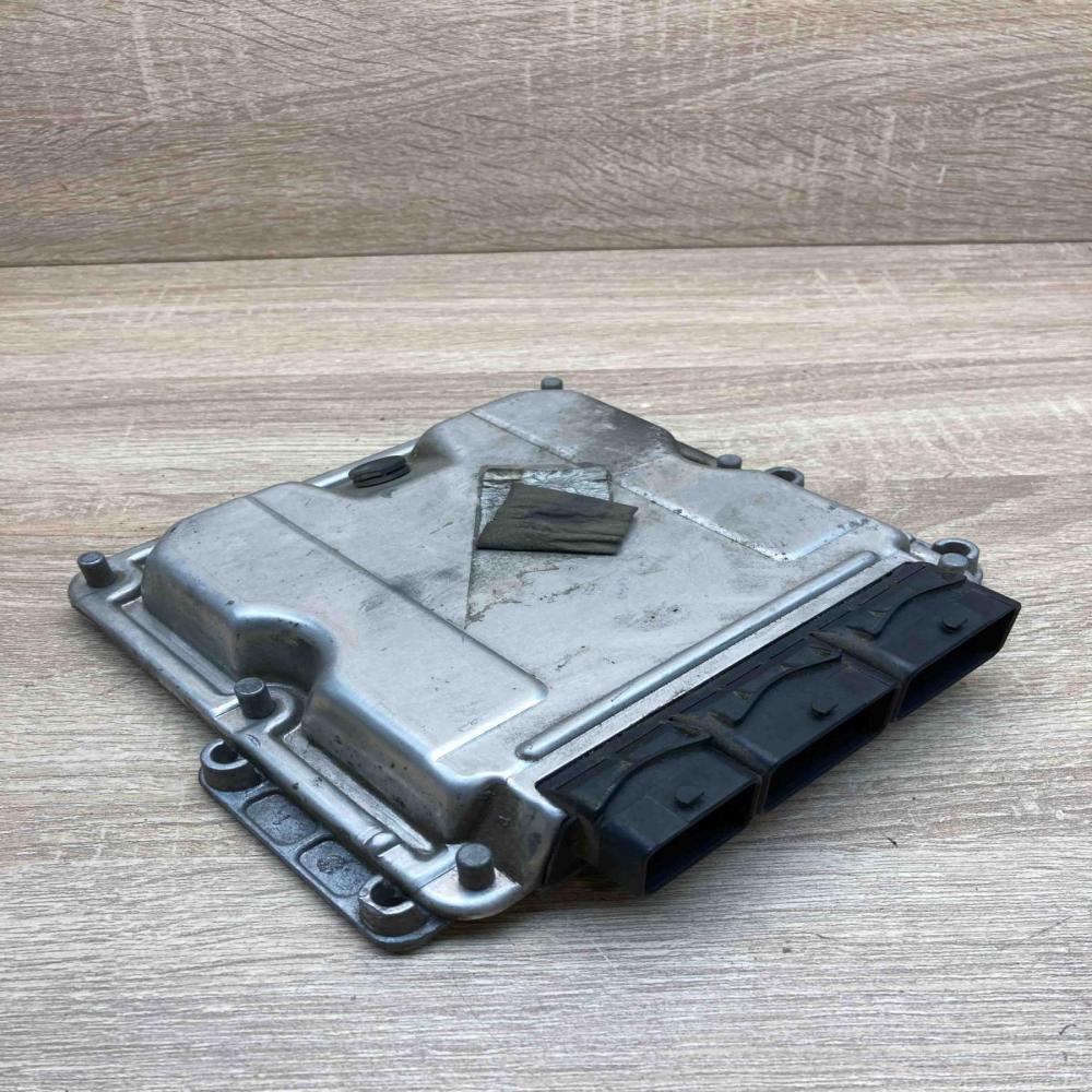0281001934 8200039569 Used Engine control unit/module ECU Peugeot 206