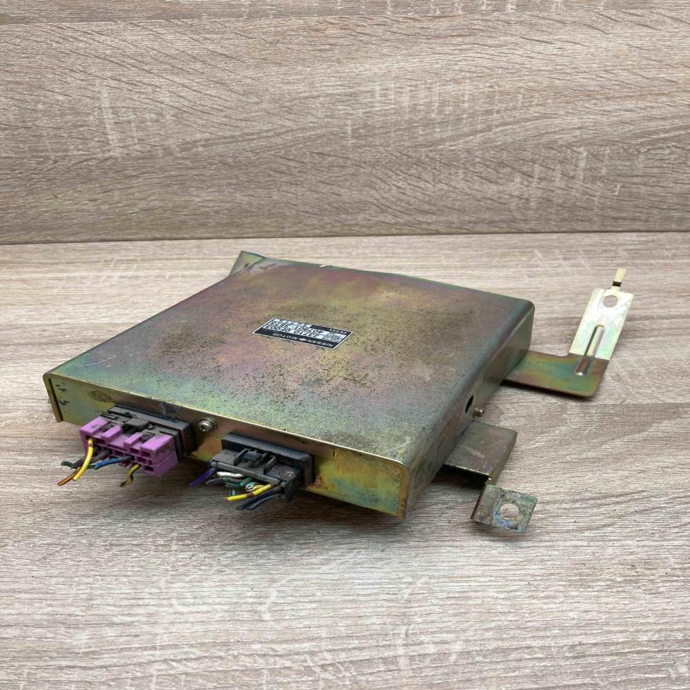 23710 0F003 407901 3573  Engine control unit/module ECU Nissan Terrano