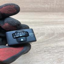 329 32074   Headlight level height control switch Suzuki Jimny