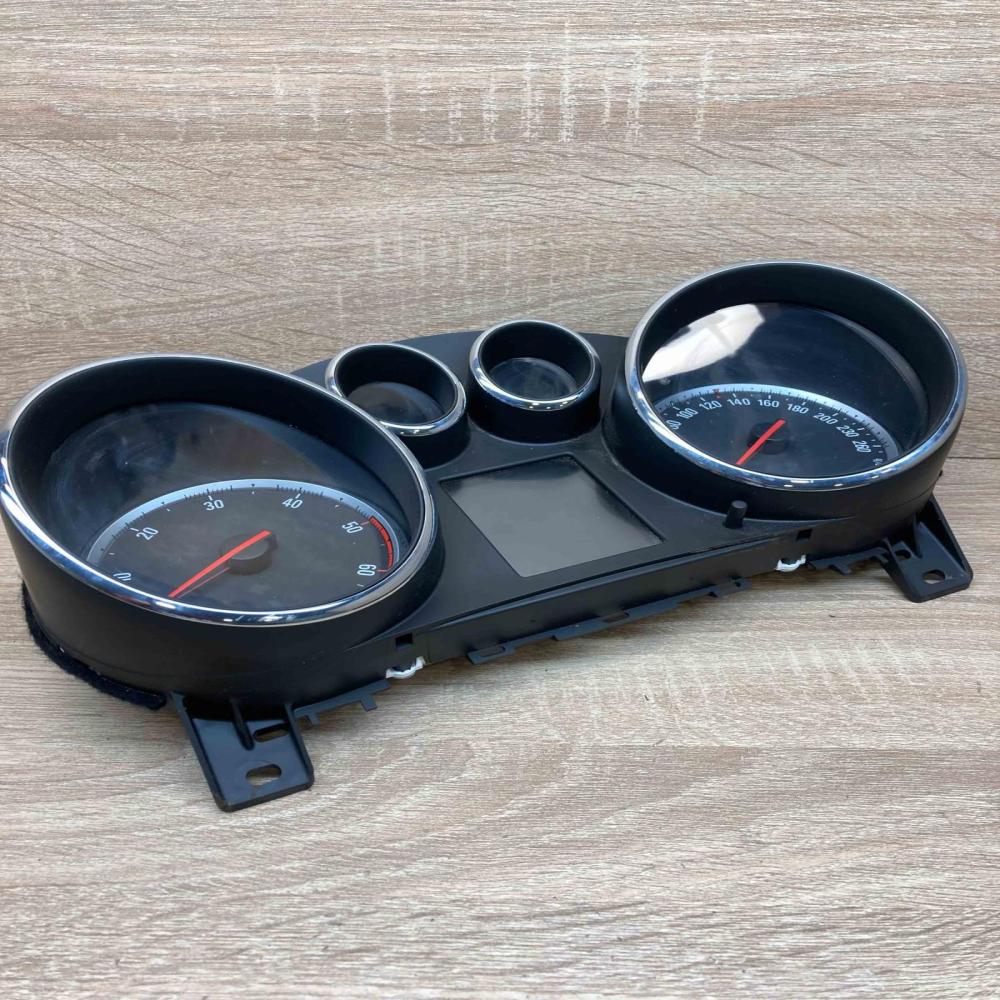 769166 750U AFK3 13433776  Speedometer (instrument cluster) Opel Astra J