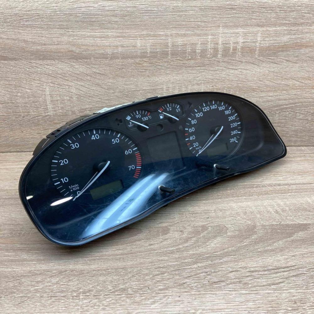 3B0919880AX 110208776  Speedometer (instrument cluster) Volkswagen PASSAT B5