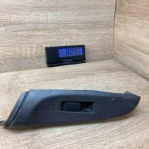 82961RM700  With Plastic Trim Electric window control switch Nissan Almera N16
