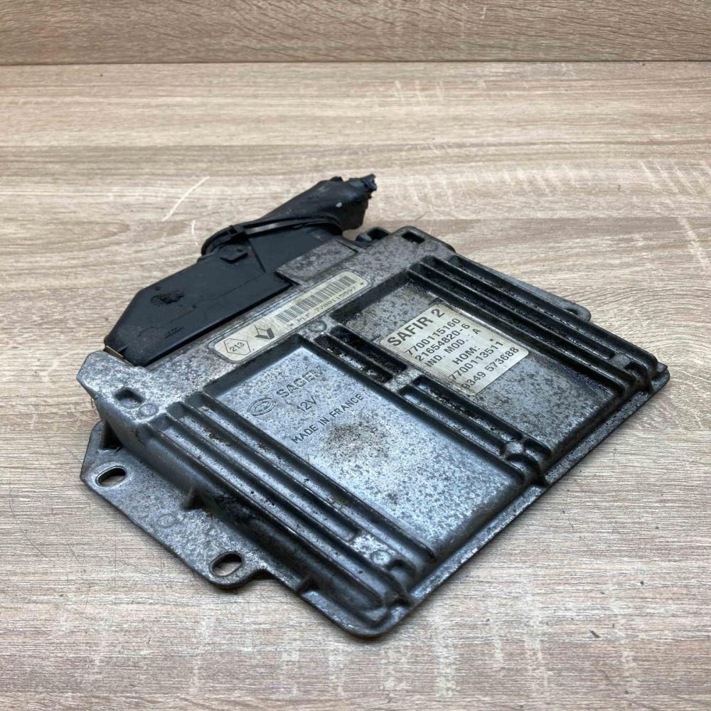 7700115160  With Plug Engine control unit/module ECU Renault Clio II