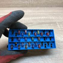 1096033J   Fuse module Renault Megane I