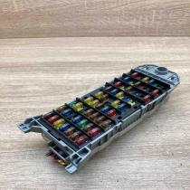 93363136   Fuse module Opel Meriva A