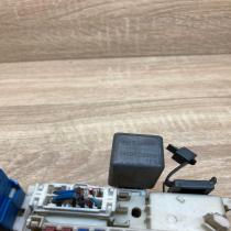 24330 C9900   Fuse box set Nissan Primera