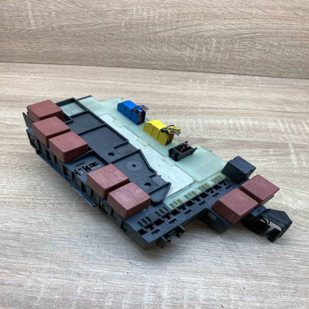 21650985 21650985 3A  Fuse module Renault Clio II