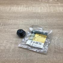8200048938   Engine compartment rubber Renault Dacia Duster