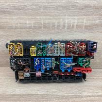 357937039   Fuse module Volkswagen Golf III