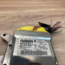 601958800 8200138952  Airbag control unit/module Renault Laguna II