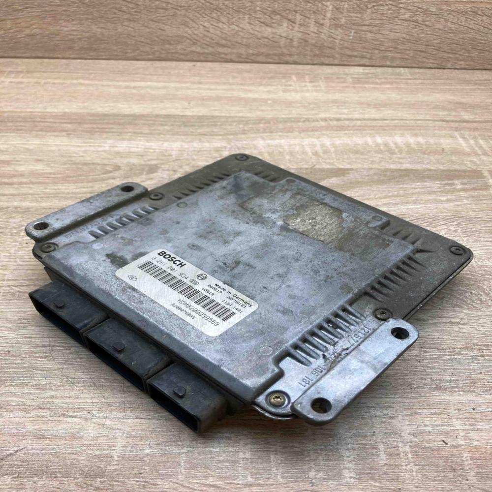 HOM8200039569 0281001934  Engine control unit/module ECU Renault Scenic I