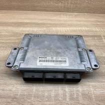 HOM8200065996 0281010441  Engine control unit/module ECU Volvo S40, V40