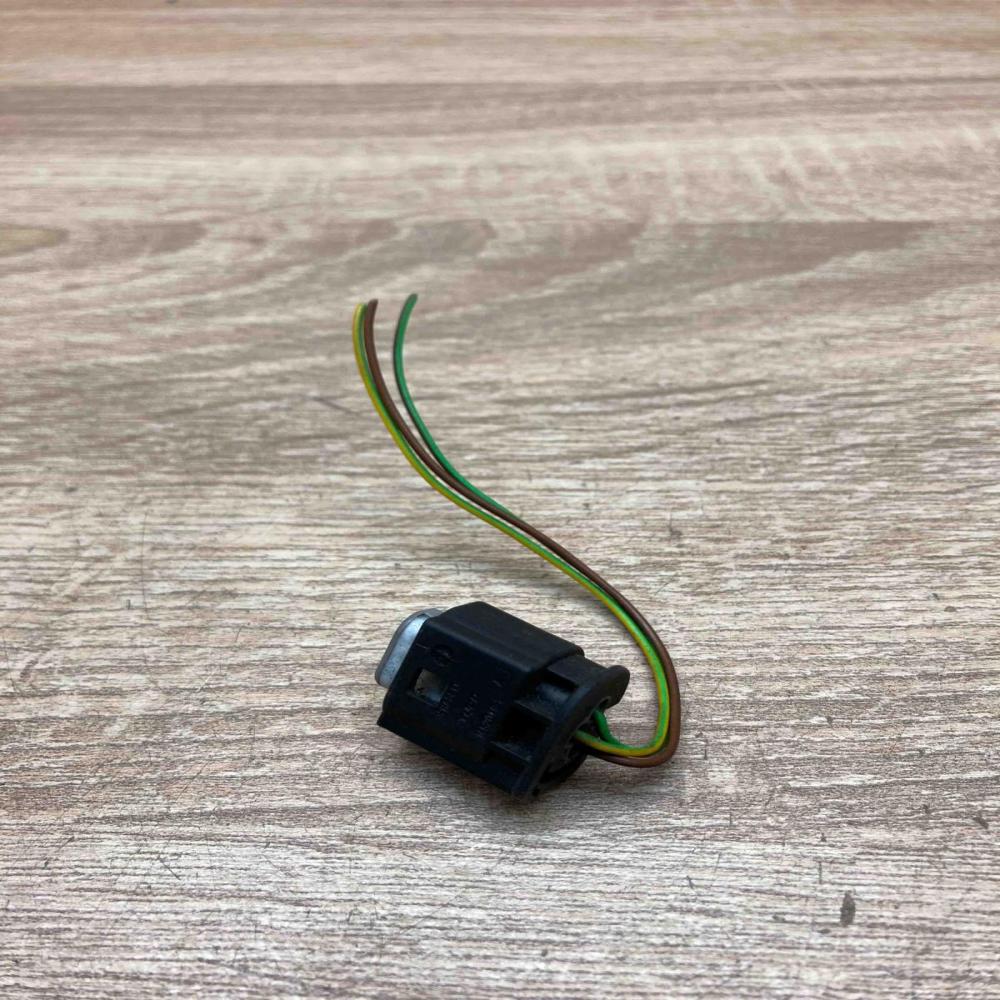 1452049 1  3PIN Plug wire BMW 3 F30 F35 F31