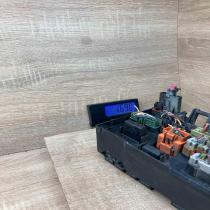P05144505AB 199400604  Fuse module Chrysler Voyager