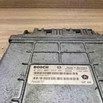 P04686757 0281001333 With Plug Engine control unit/module ECU Chrysler Voyager