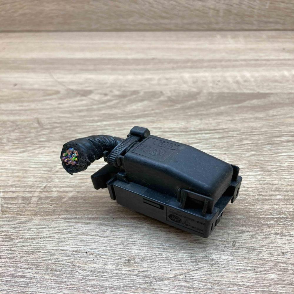 1J0906379B V23542 C1028 B100  Plug wire Volkswagen Golf VII