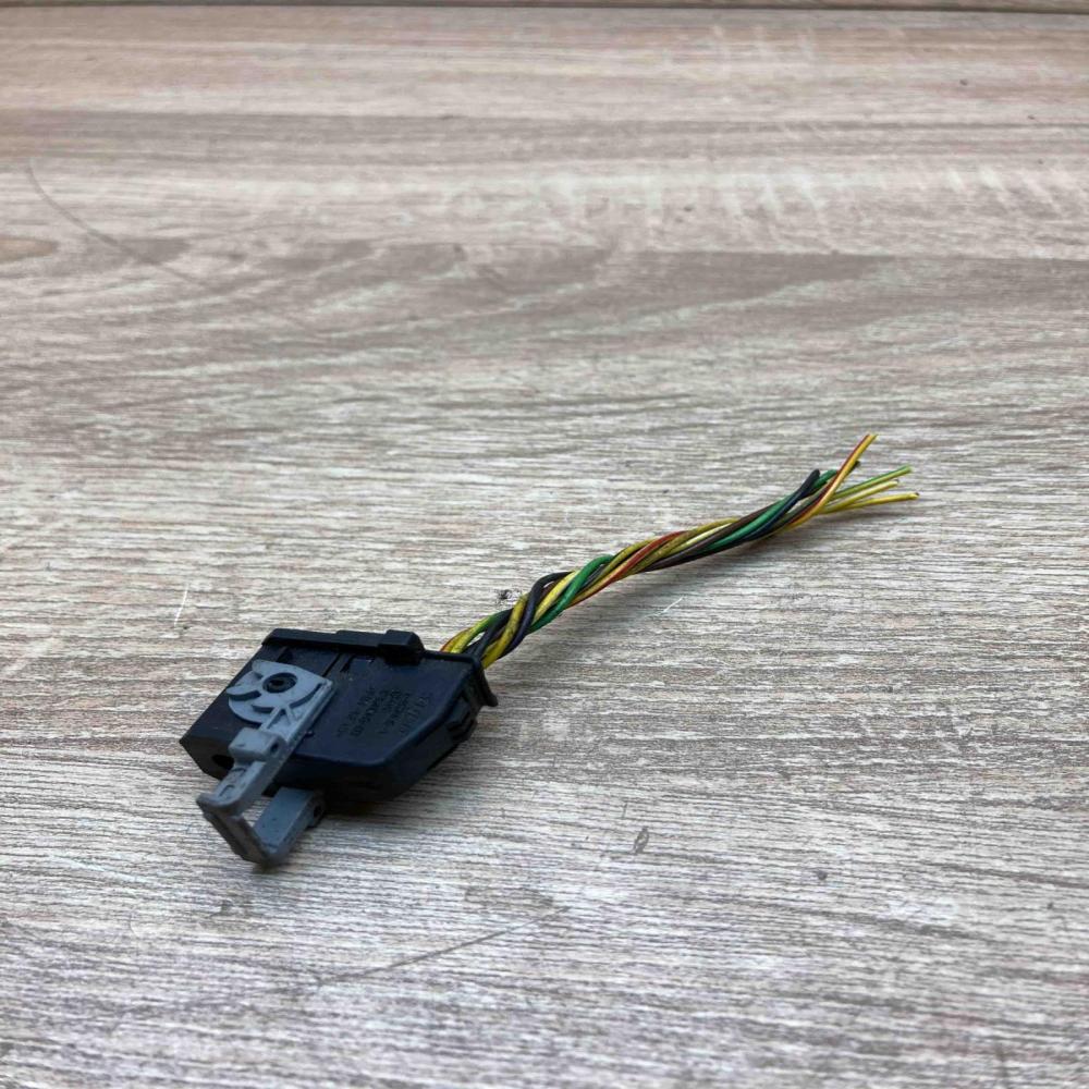 8364646 19674151 1 965775 1 Plug wire BMW 5 E60 E61