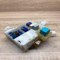 005116001K05 90080 87019  Fuse module Toyota Avensis T250
