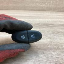 841244B  With Plug Windscreen/window heater switch Renault Scenic I