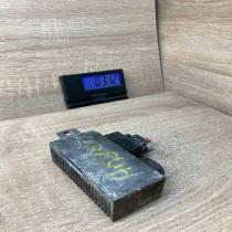 7700111525   Glow plug pre-heat relay Volvo S40, V40