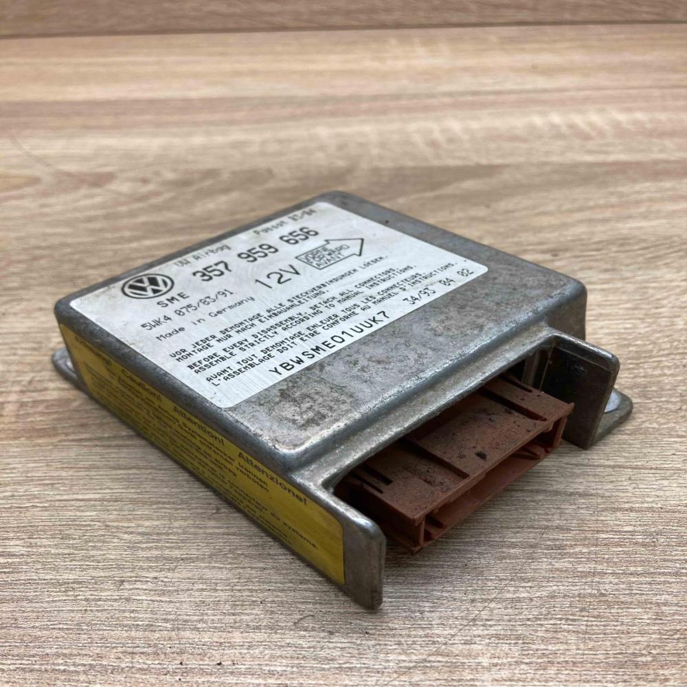 357959656 5WK4075  Airbag control unit/module Volkswagen PASSAT B4