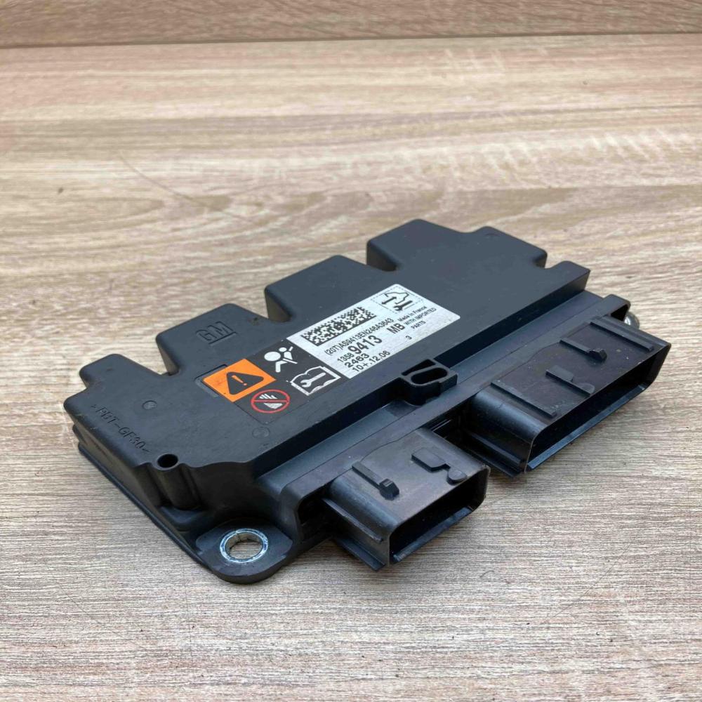 13589413   Airbag control unit/module Opel Astra J