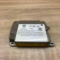 1J0909607 5WK4199  Airbag control unit/module Volkswagen PASSAT B5