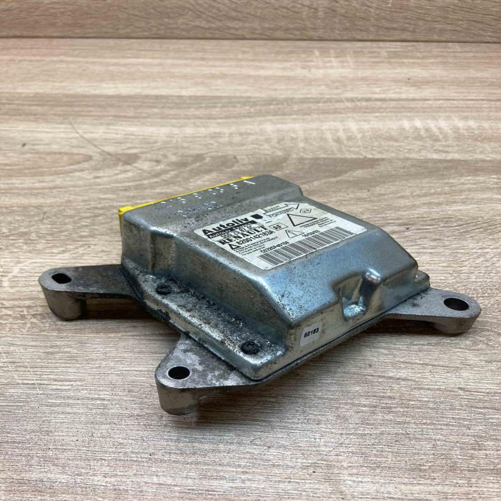 550758700 8200142183A  Airbag control unit/module Renault Laguna II