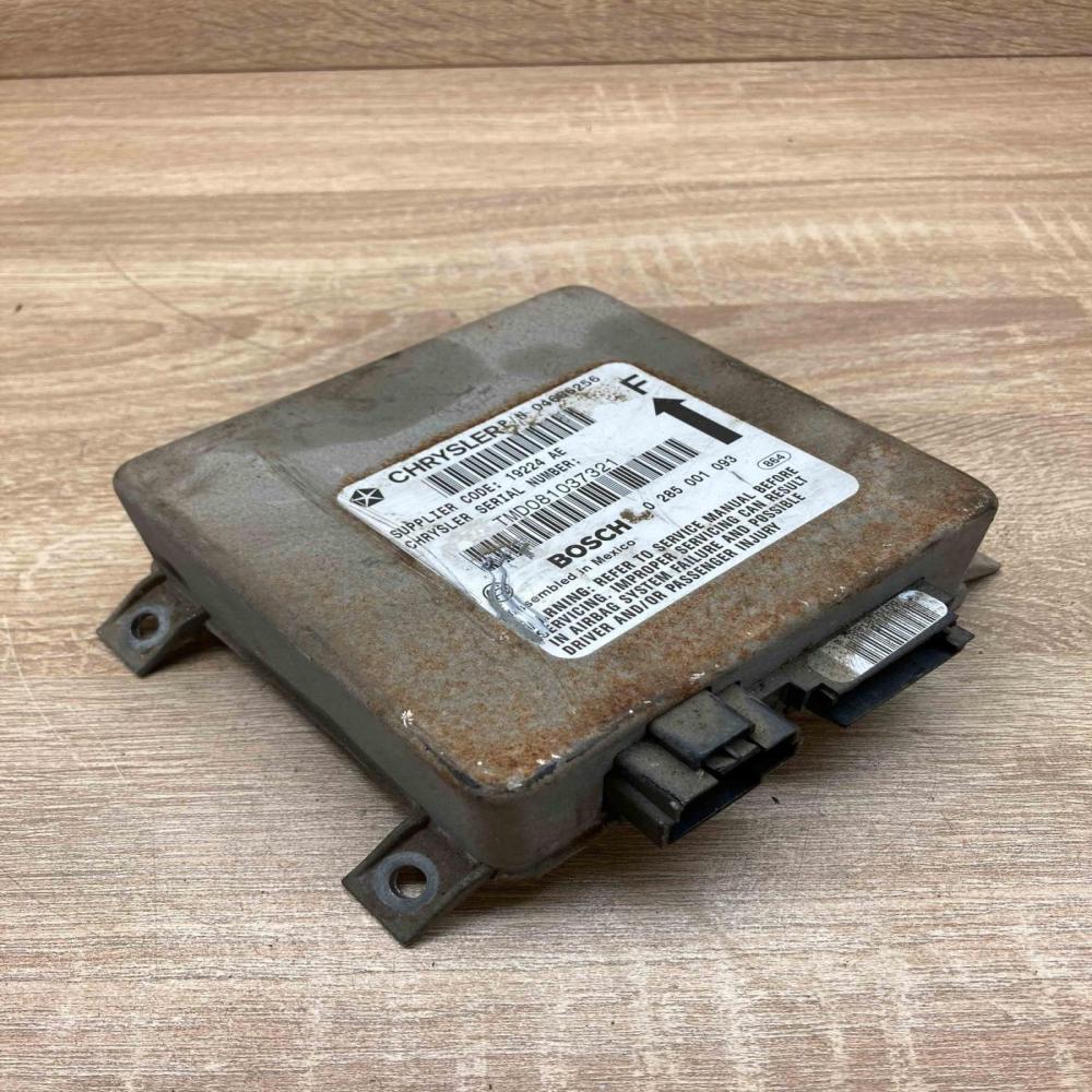 04686256 0285001093 Used Airbag control unit/module Chrysler Voyager