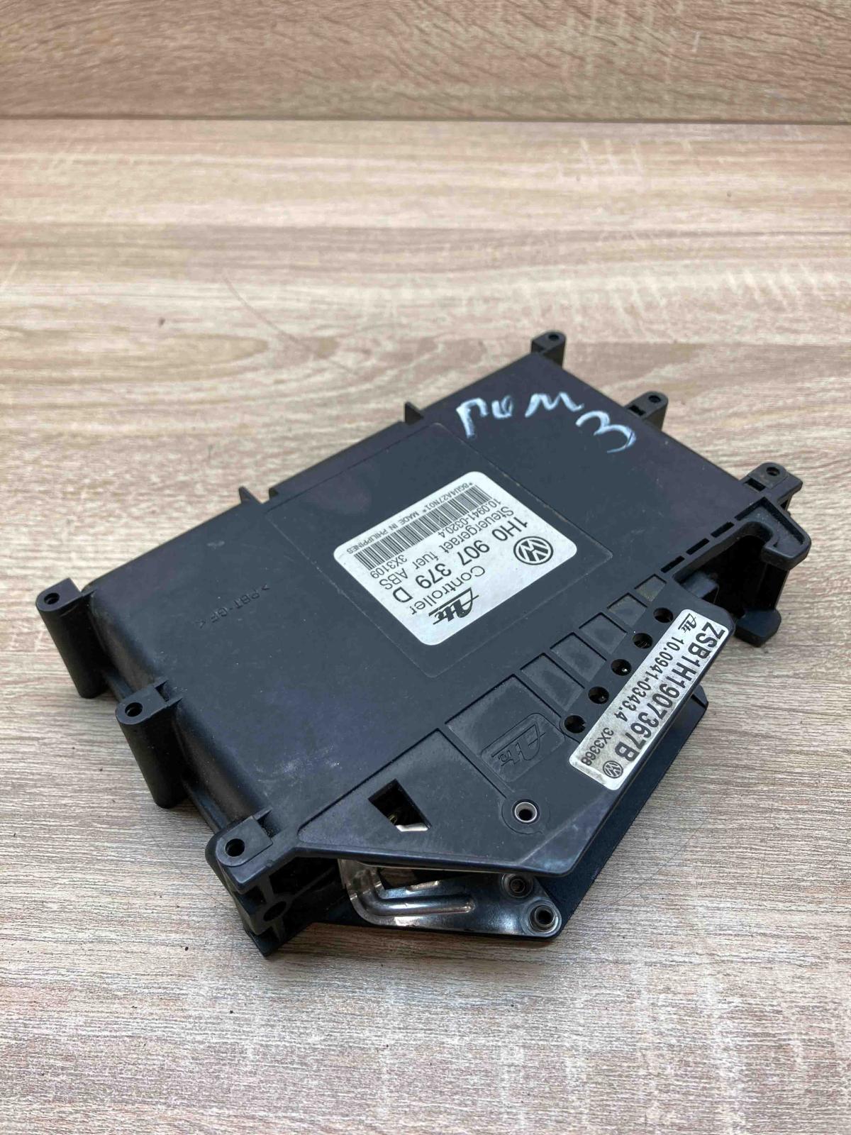 1H0907379D   ABS control unit/module Volkswagen Golf III