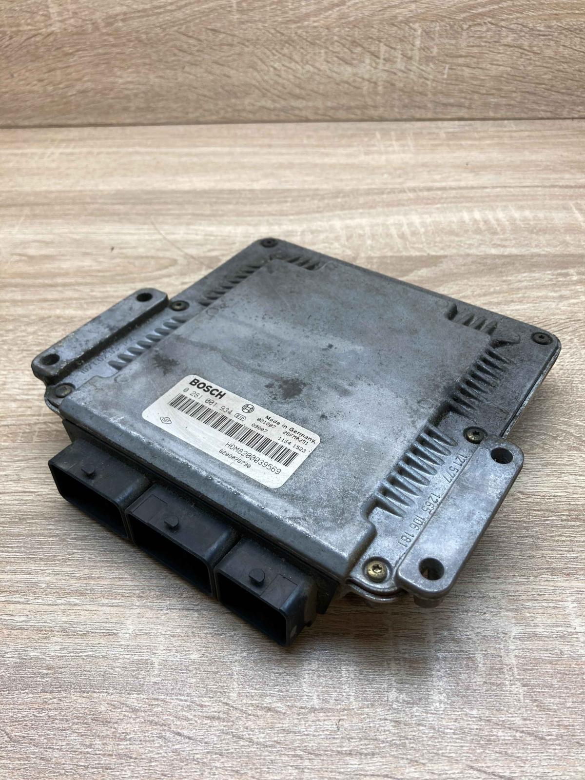 HOM8200039569 0281001934  Engine control unit/module ECU Renault Scenic I