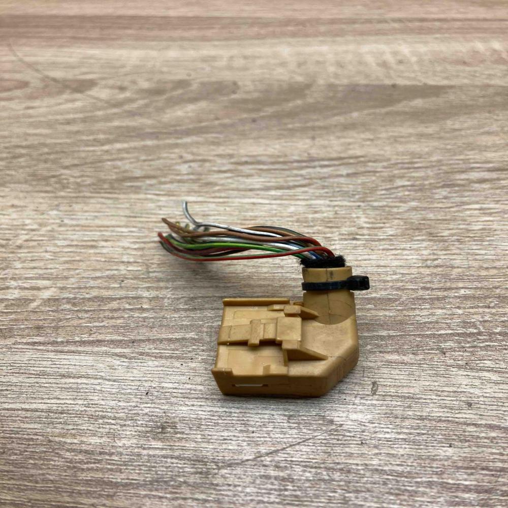 443971883A   Plug wire Volkswagen PASSAT B5