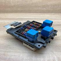 25230 9F900 68C27N3  Fuse module Nissan Murano Z50