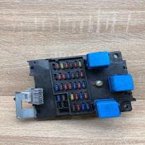 25230 9F900 68C27N3  Fuse module Nissan Murano Z50