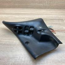 685503B OPF33SX8  Electric window control switch Chrysler Voyager