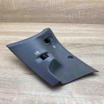 4685504B 4685467B  Electric window control switch Chrysler Voyager