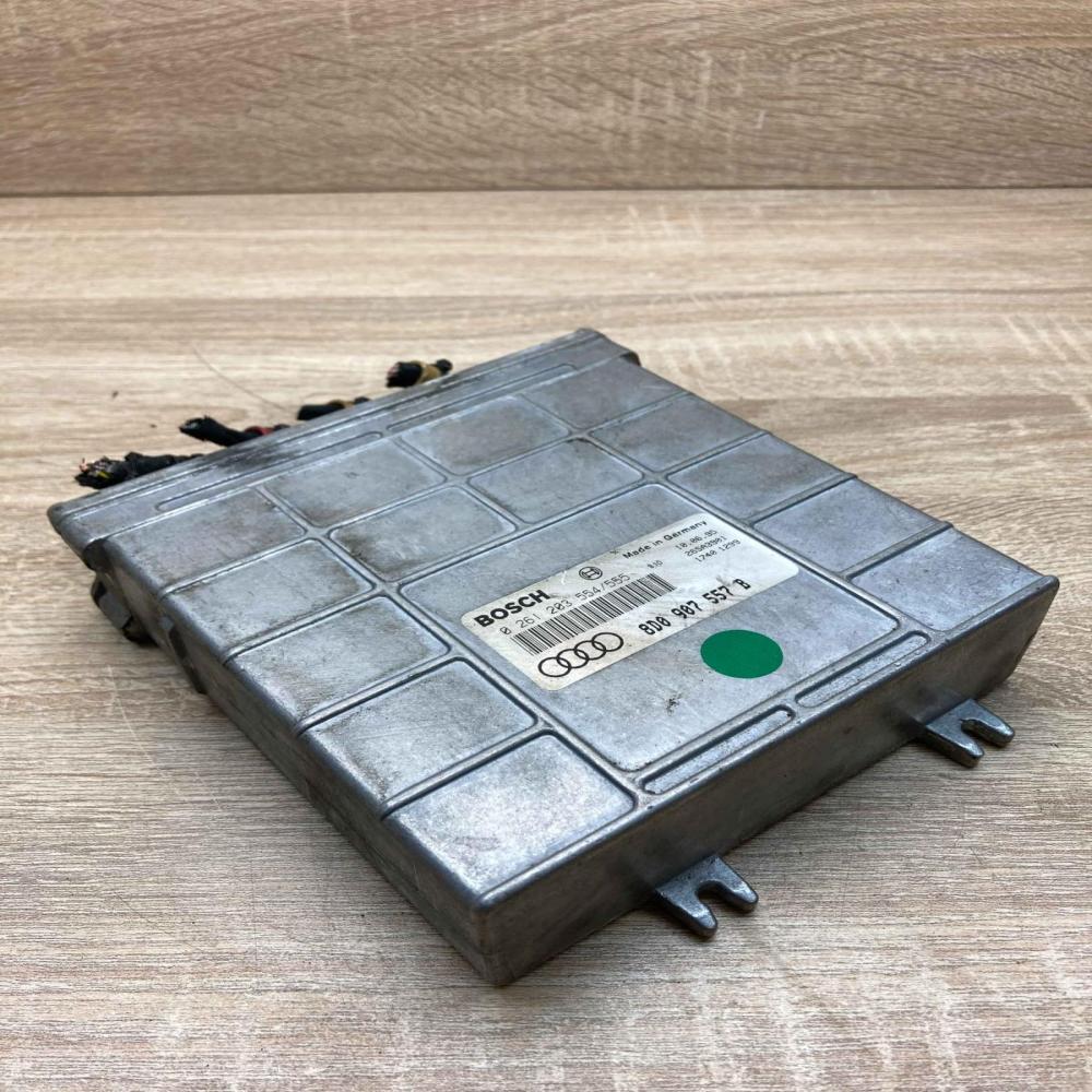 8D0907557B 0261203554  Engine control unit/module ECU Audi A4 S4 B5 8D