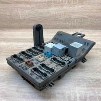 7700427844 7700821586  Fuse box set Renault Laguna I