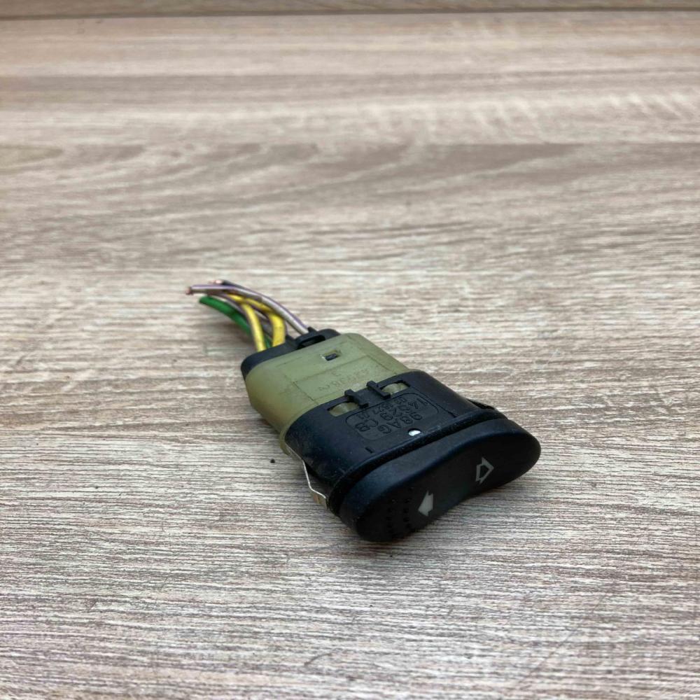 98AG 14529 CB 03162701 With Plug Electric window control switch Ford Focus