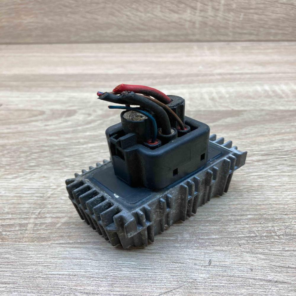 09132691 51299008  Glow plug pre-heat relay Opel Vectra C