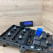 P04707996AF   Fuse module Chrysler Voyager