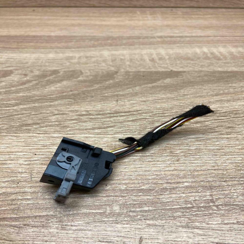 A0525451030 1 1718421 1  Plug wire Mercedes-Benz CLS C218 X218