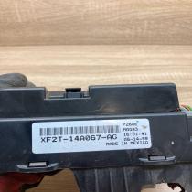 XF2T 14A067 AG   Fuse box set Ford Windstar