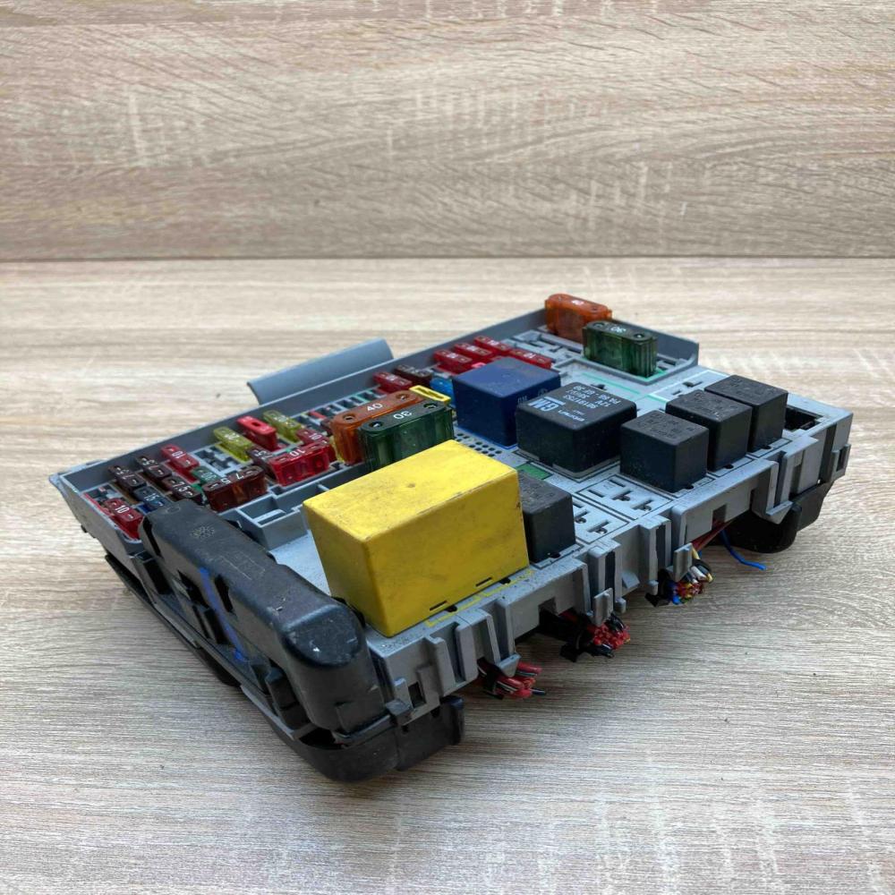 90589965 90229206  Fuse box set Opel Astra G