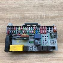 90589965 90229206  Fuse box set Opel Astra G