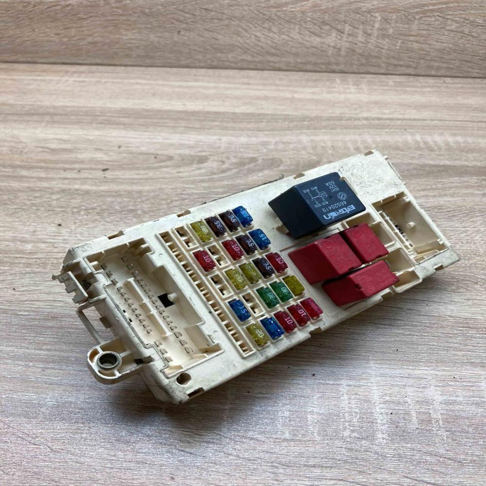46750594 46797609  Fuse module Fiat Stilo