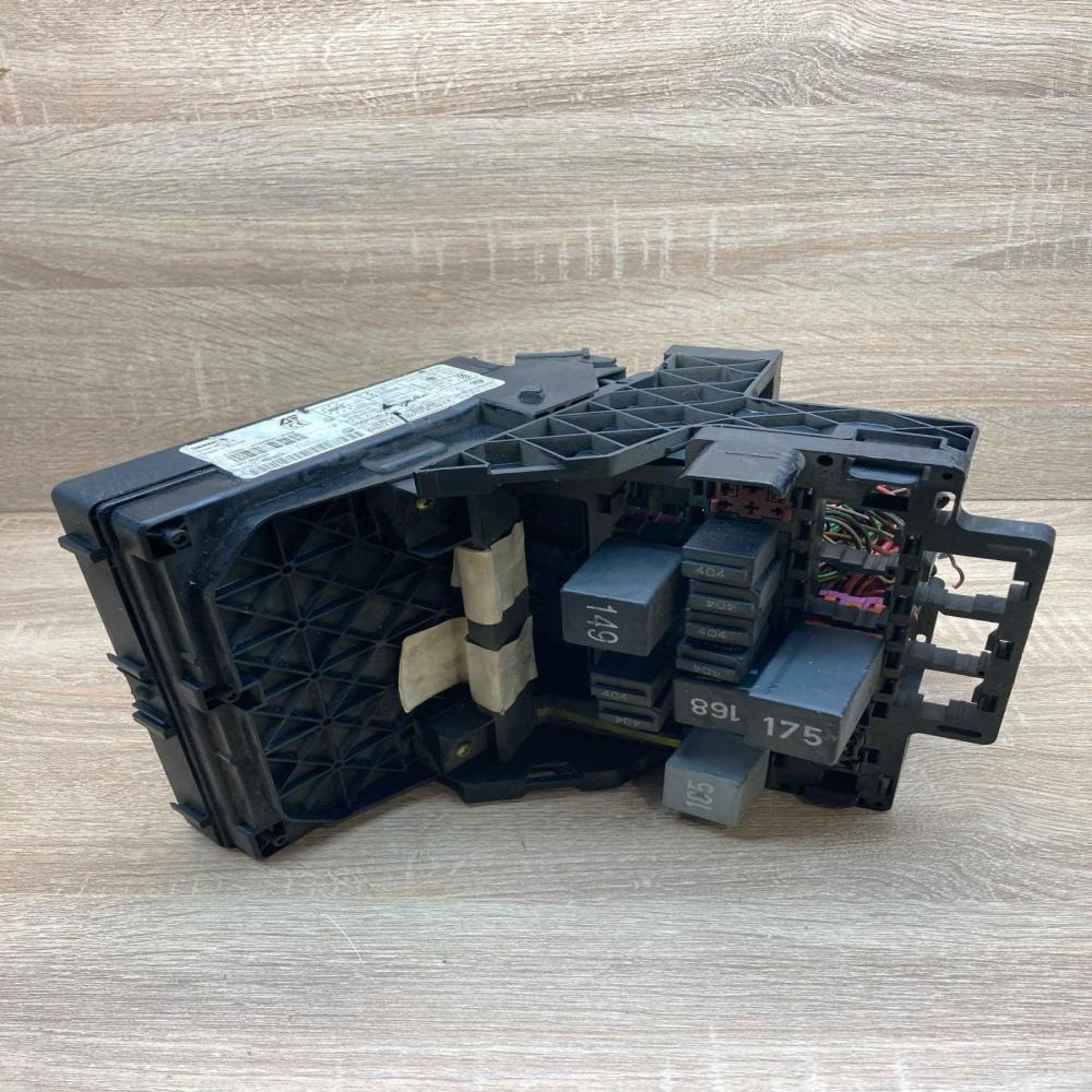 7M0962258F   Fuse module Ford Galaxy