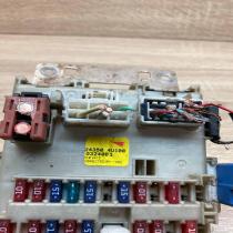 24350 4U100 0324001  Fuse module Nissan Almera Tino